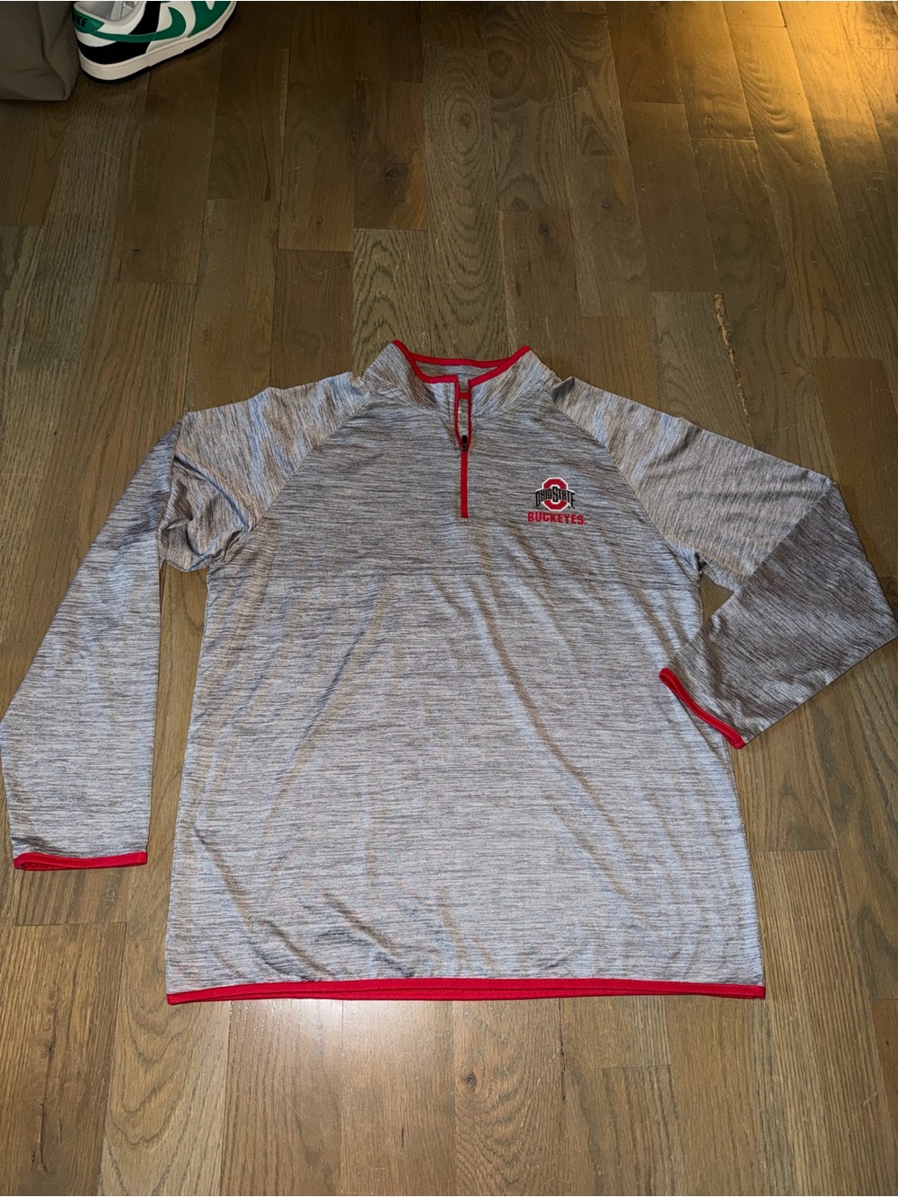 Colosseum Gray Heather Long Sleeve Quarter-Zip with Red Trim - Buckeyes Logo